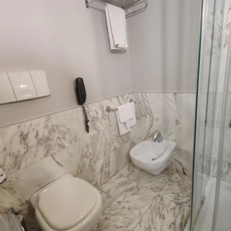 Vittoria Parc מלון בארי