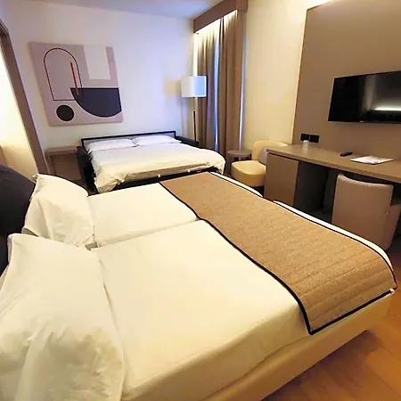 Otel Vittoria Parc