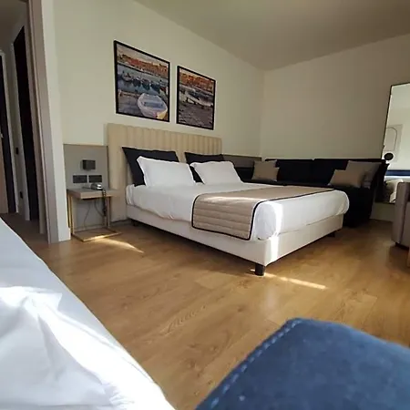 Otel Vittoria Parc 4*