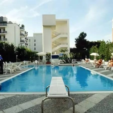 Otel Vittoria Parc 4*